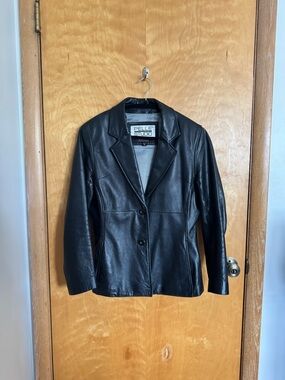 Vintage Wilsons x Pelle Studio Women's Black Leather Blazer Jacket